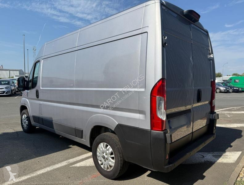 عربة نفعية Peugeot  BOXER