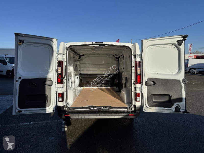 Véhicule utilitaire Renault 2.0