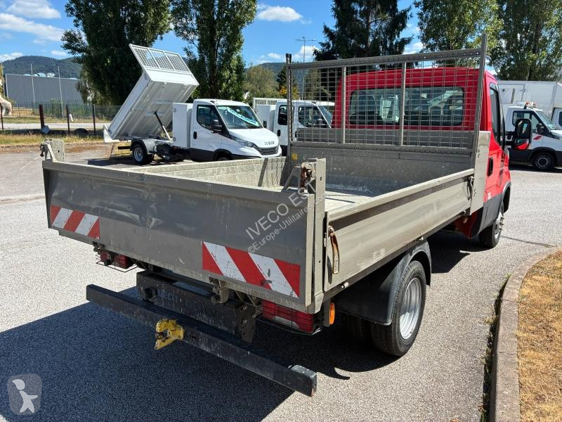 Véhicule utilitaire Iveco CCb 35C14 Benne +...