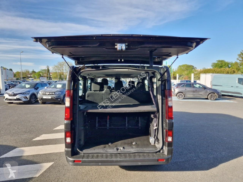 Véhicule utilitaire Renault TRAFIC