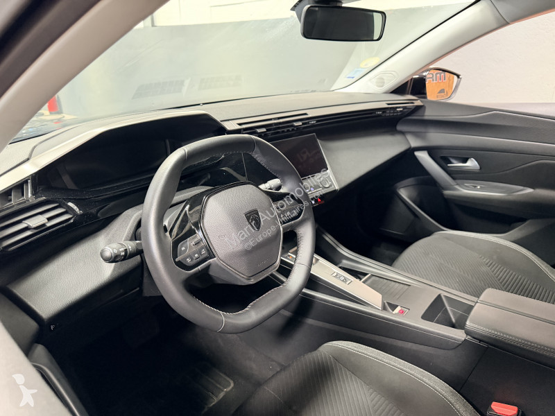 عربة نفعية Peugeot 308