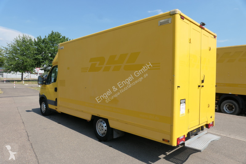 Véhicule utilitaire Iveco Daily 35 S11 C30C...