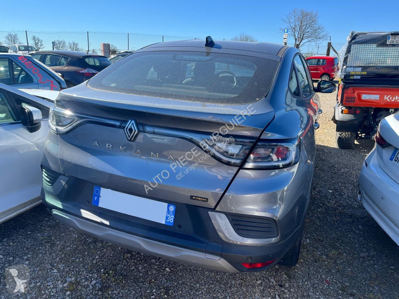 Veicolo commerciale Renault 1.6 E-Tech 145...