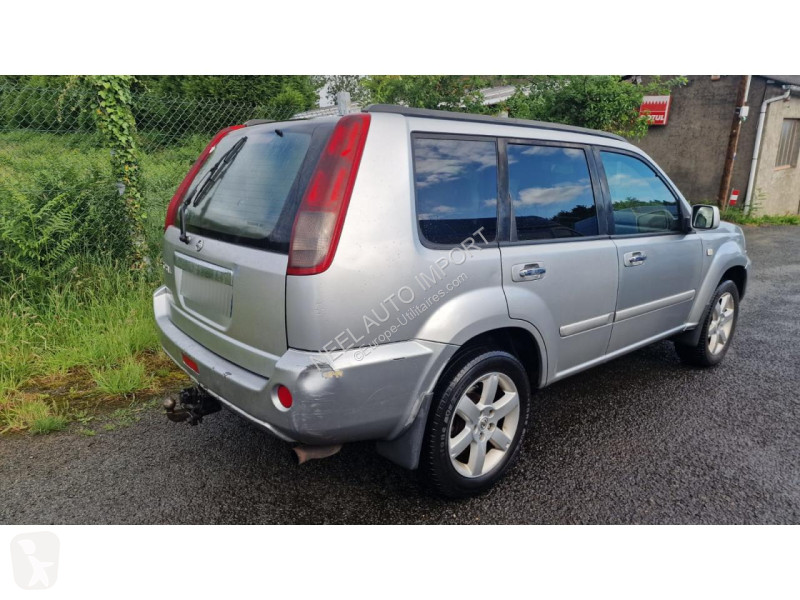 Véhicule utilitaire Nissan X-TRAIL COLUMBIA 2.2...