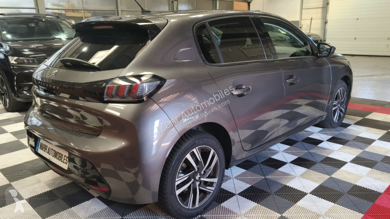 Véhicule utilitaire Peugeot 208