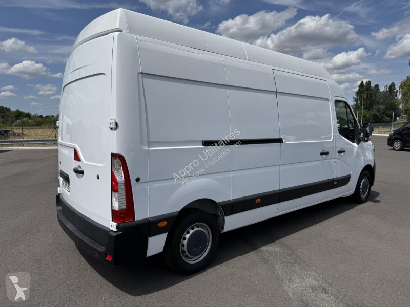 Véhicule utilitaire Renault MASTER Grand...