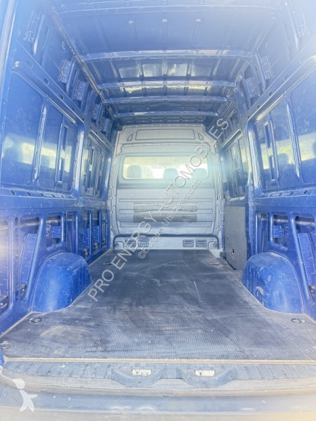 عربة نفعية Volkswagen CRAFTER FG 35 2.5 TDI...