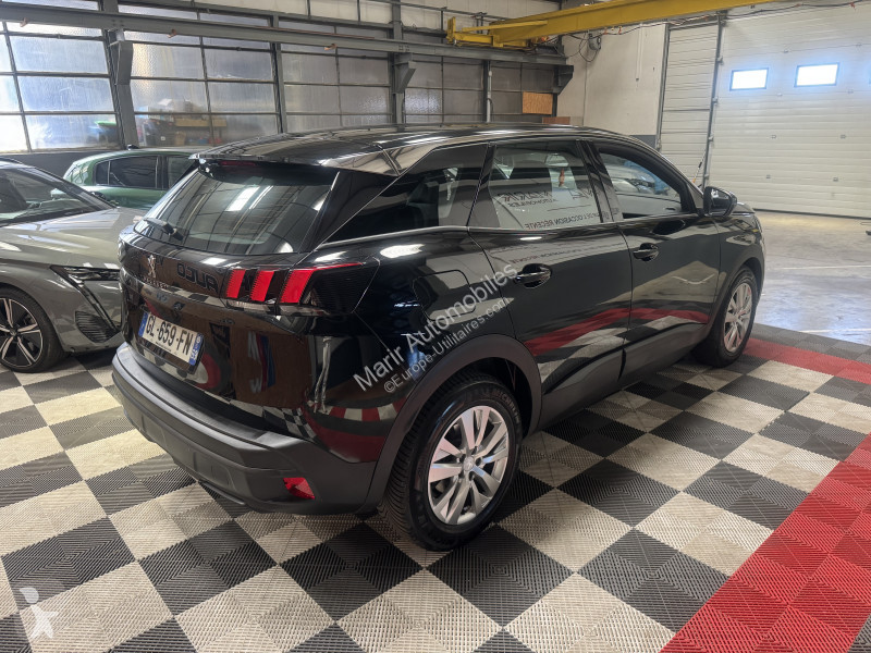 عربة نفعية Peugeot