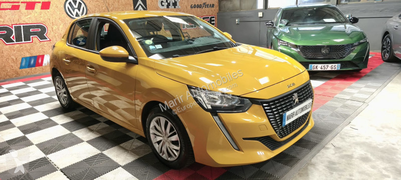 عربة نفعية Peugeot 208