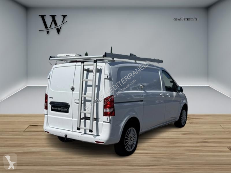 Véhicule utilitaire Mercedes 119 CDI 4x4...