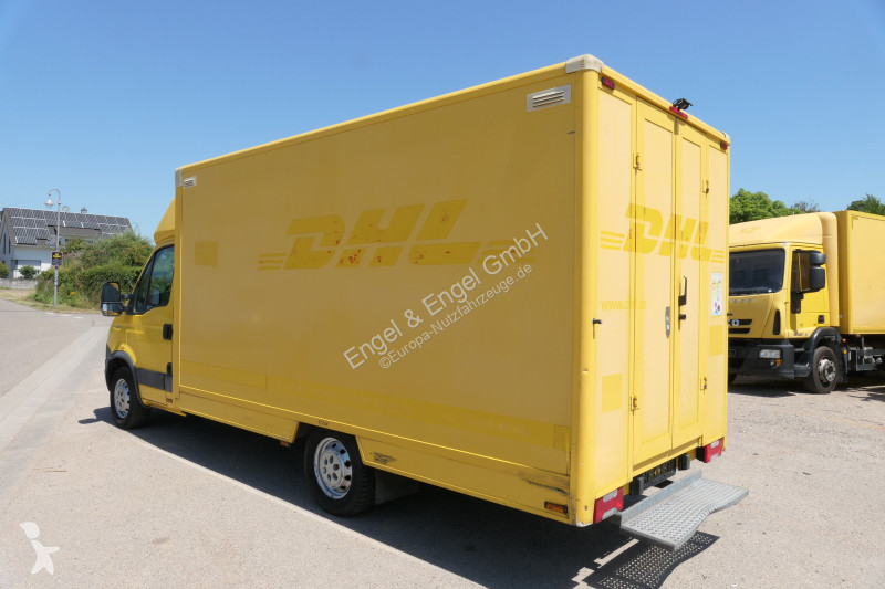 Iveco Daily 35 S11 C30C AUTOMATIK KAMERA Regale...