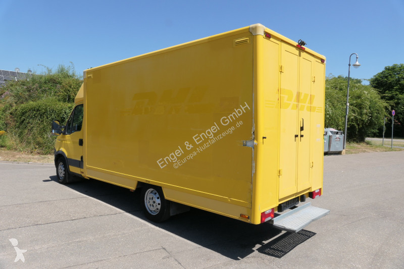 Iveco Daily 35 S11 C30C AUTOMATIK KAMERA Regale...
