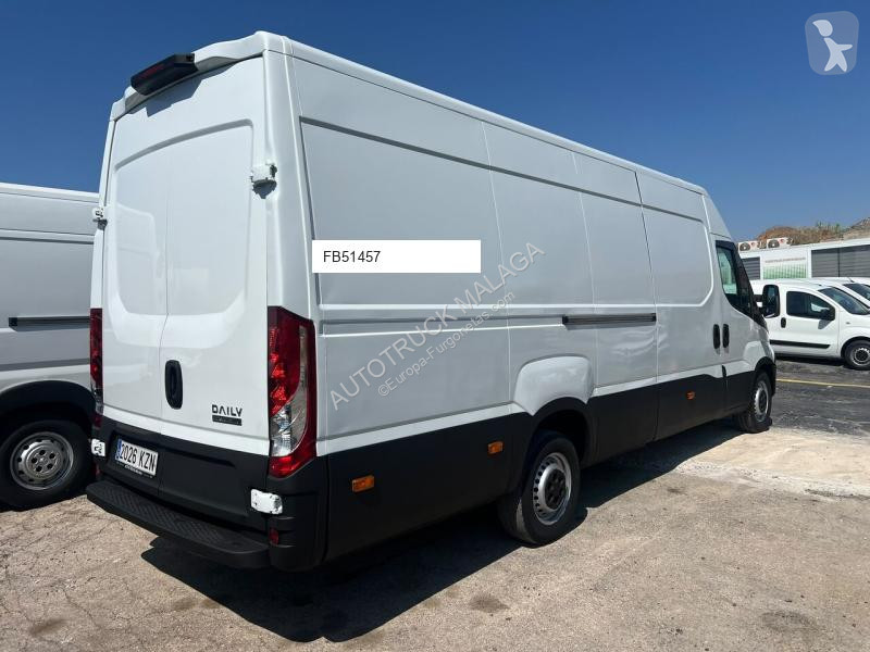 Furgoneta Iveco 35-160