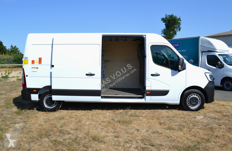 Véhicule utilitaire Renault RENAULT MASTER III...