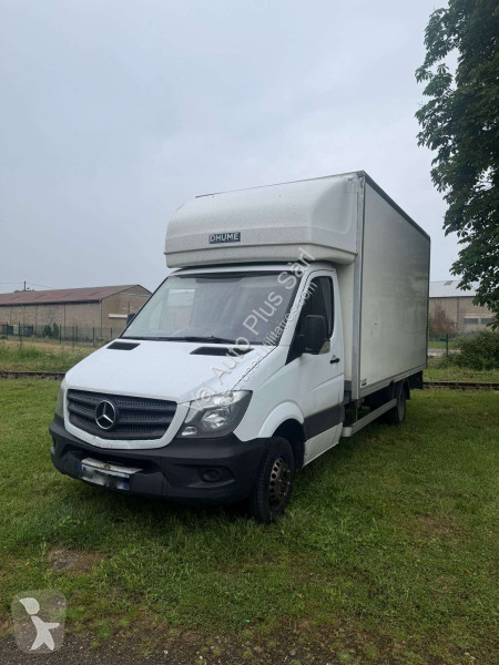 عربة نفعية Mercedes