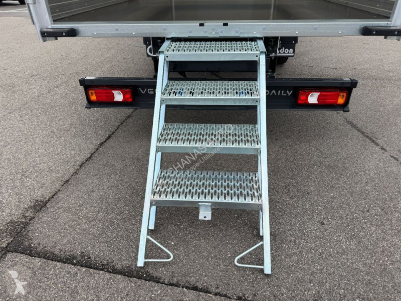 Véhicule utilitaire Iveco 35C18 A8 180CV 3L...