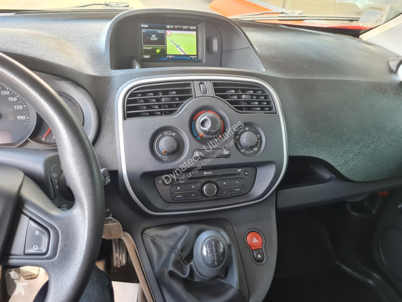 Véhicule utilitaire Renault KANGOO II EXPRESS...