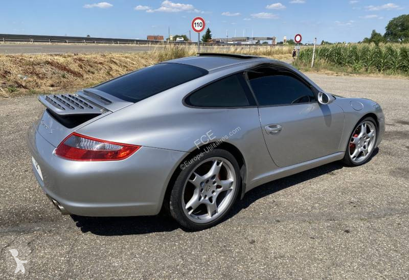 Véhicule utilitaire Porsche