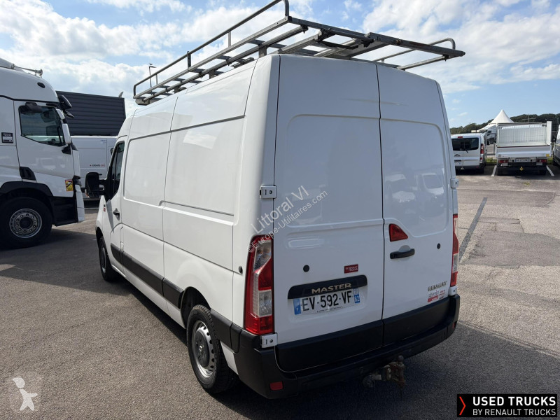 Samochód dostawczy Renault