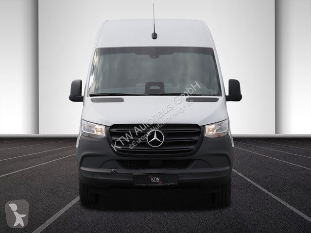 Užitkové vozidlo Mercedes Sprinter 317...