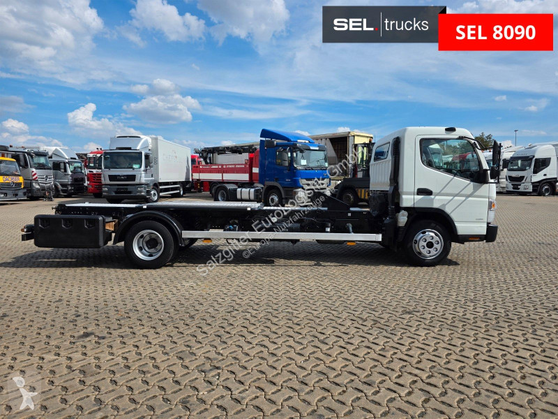 عربة نفعية Fuso 7C15