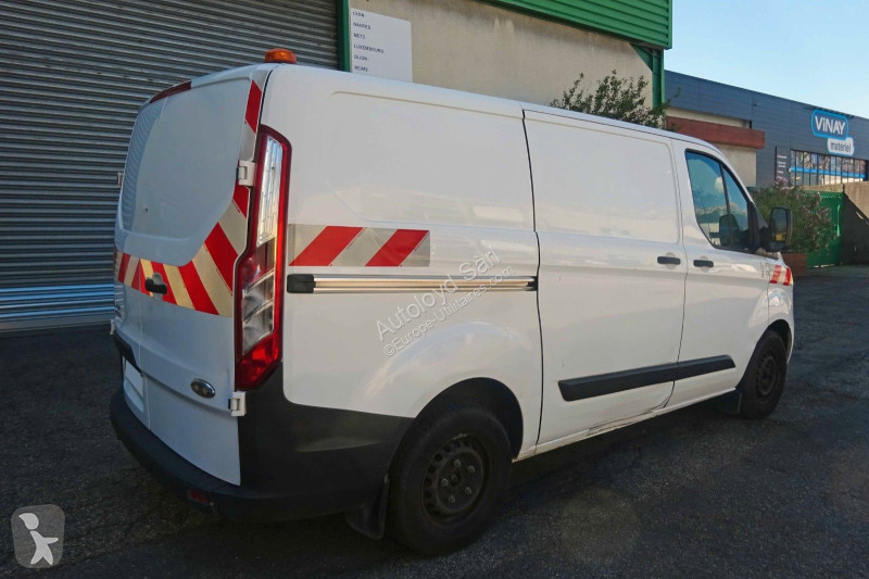 Véhicule utilitaire Ford TRANSIT CUSTOM 2,2...