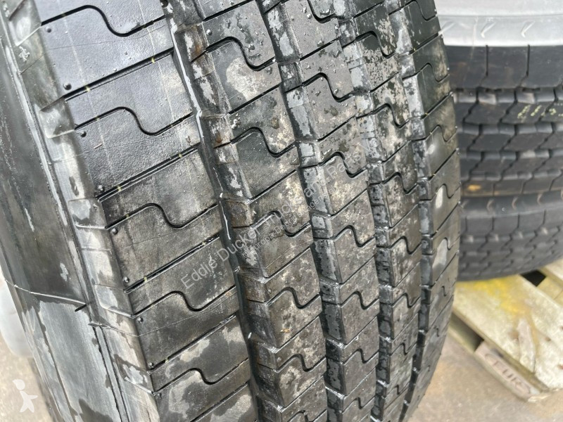 Véhicule utilitaire Michelin XZE2 315/80R22.5
