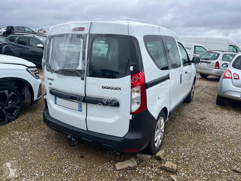 Véhicule utilitaire Dacia DACIA 1.6 SCe 100...