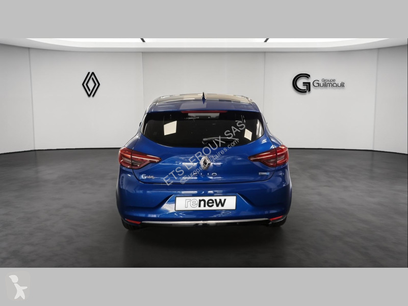 عربة نفعية Renault CLIO V