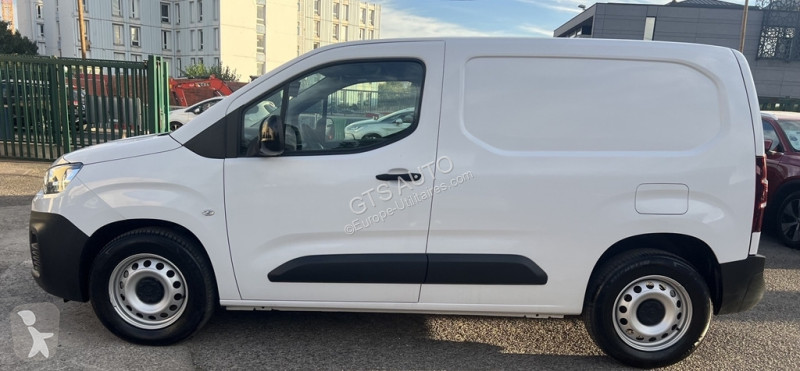 Véhicule utilitaire Citroën BERLINGO VAN M...