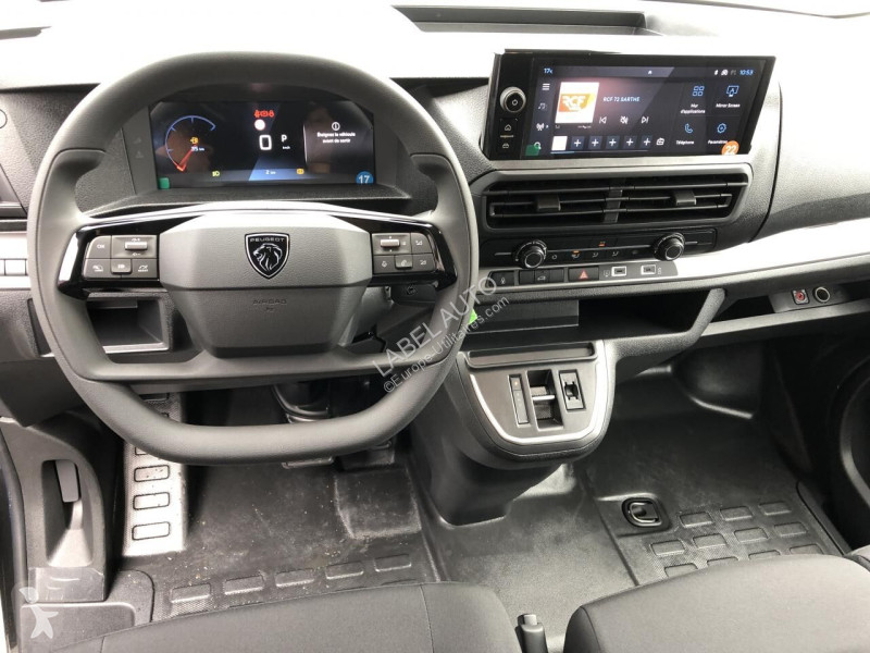 عربة نفعية Peugeot