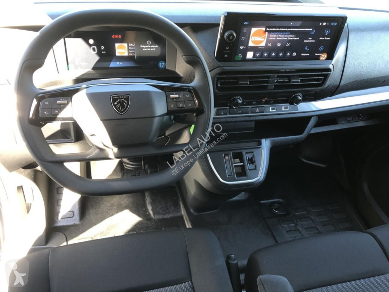 عربة نفعية Peugeot