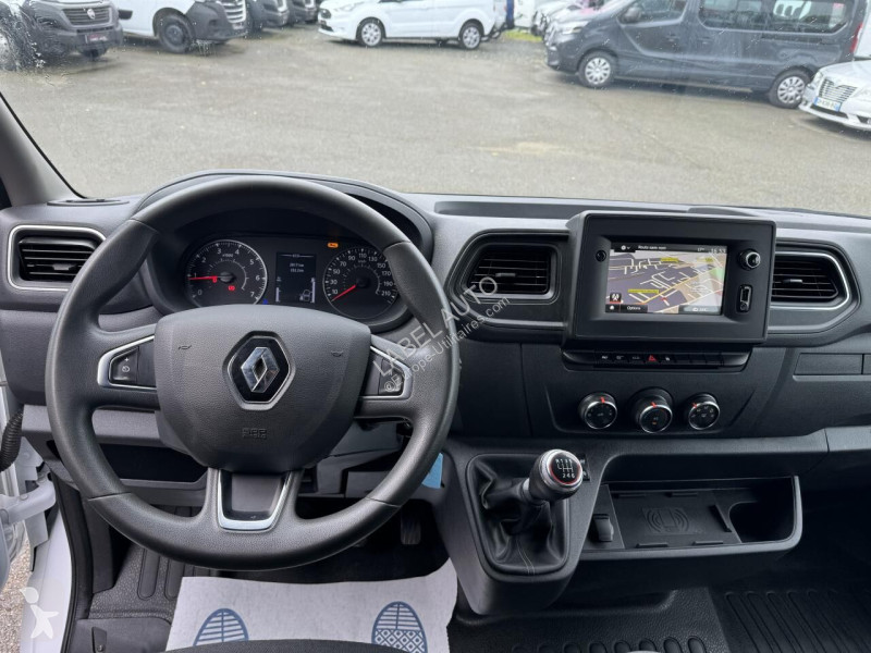 Véhicule utilitaire Renault 2.3