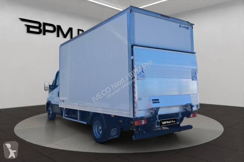 Furgoneta Iveco