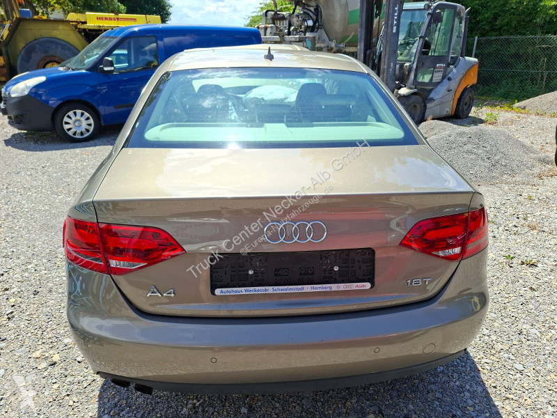 عربة نفعية Audi   A4 Limousine Ambiente 1.8 T...