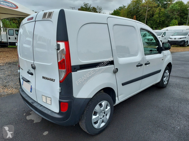 Коммерческий автомобиль Renault KANGOO II...