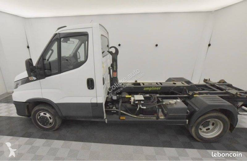 Véhicule utilitaire Iveco