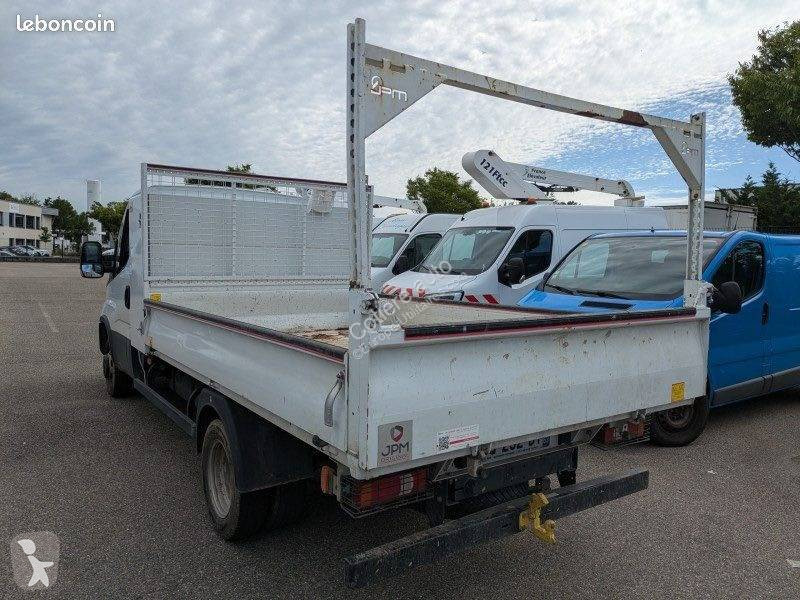 Furgoneta Iveco
