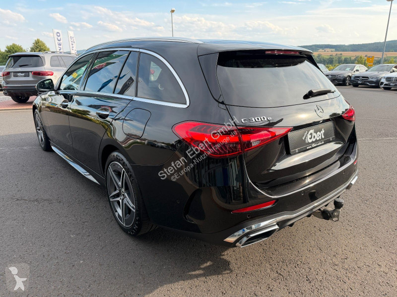 عربة نفعية Mercedes C 300 T e A...