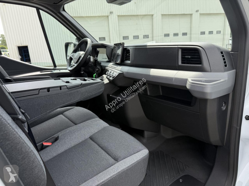 Véhicule utilitaire Renault MASTER 3t5 L2H2 2.0...