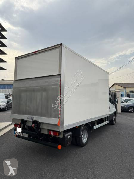 Samochód dostawczy Iveco