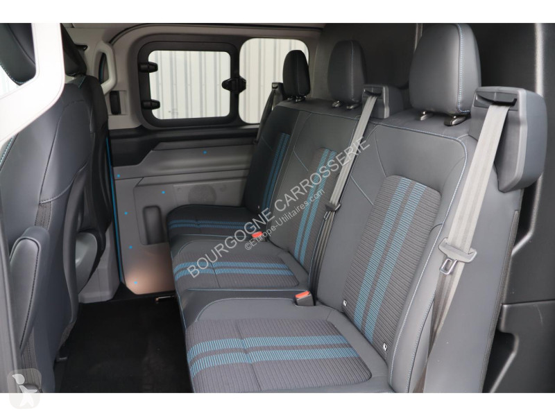 Véhicule utilitaire Ford TRANSIT CUSTOM 2.0...