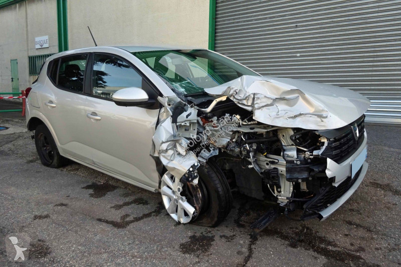 عربة نفعية Dacia SANDERO 1.0 TCE 100