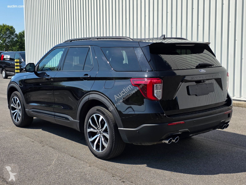 Véhicule utilitaire Ford explorer