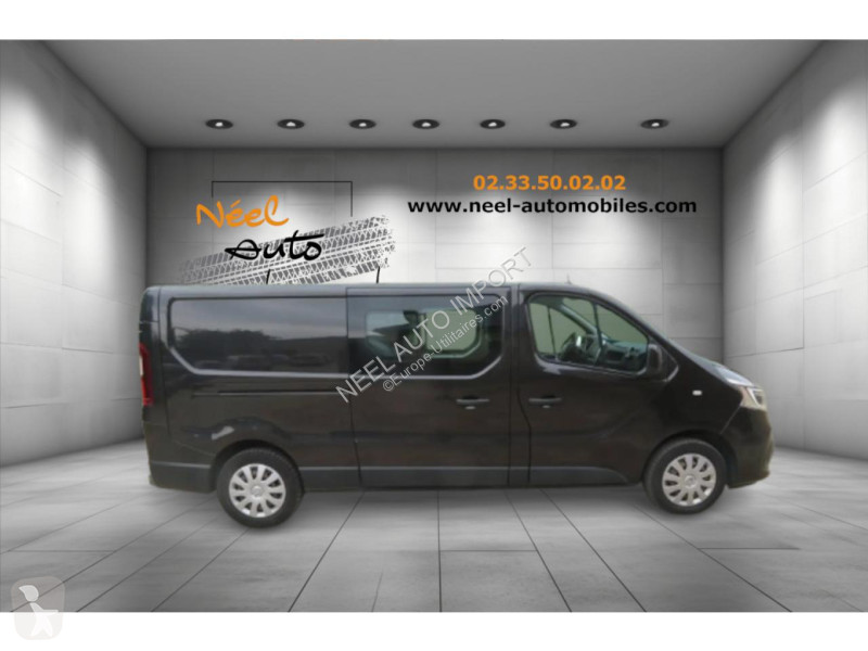 Véhicule utilitaire Renault TRAFIC DOUBLE...