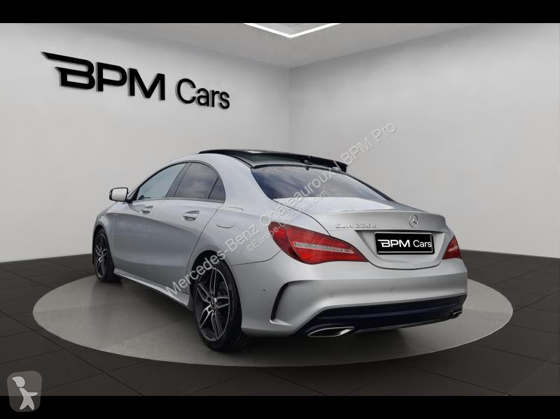 Véhicule utilitaire Mercedes CLA 220 d...