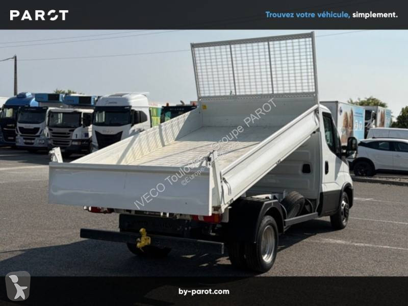 Véhicule utilitaire Iveco