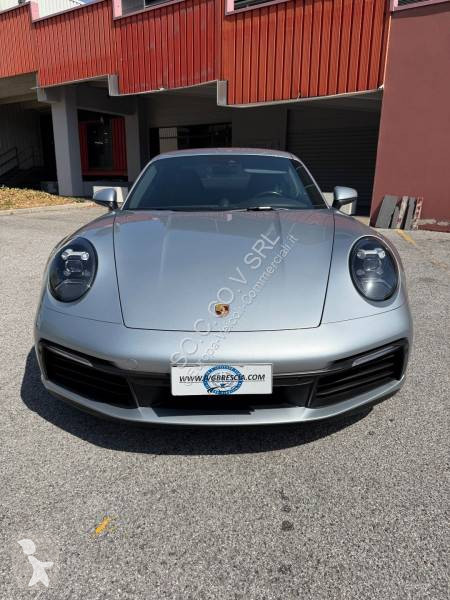 Véhicule utilitaire Porsche
