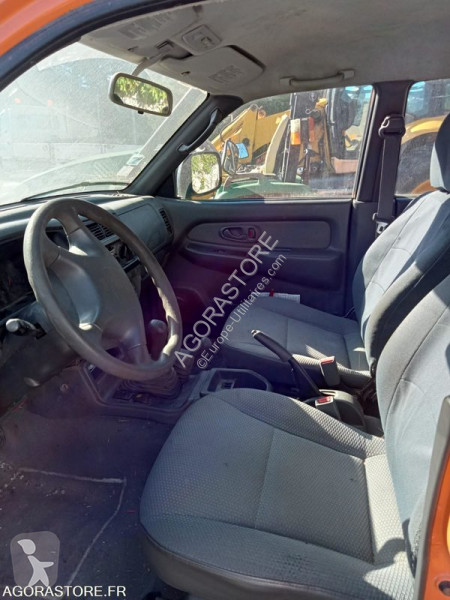 Furgoneta  L200