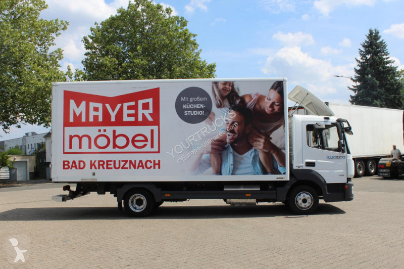 Camion Mercedes 816 Koffer 6,12m Schalter 179 Tkm
